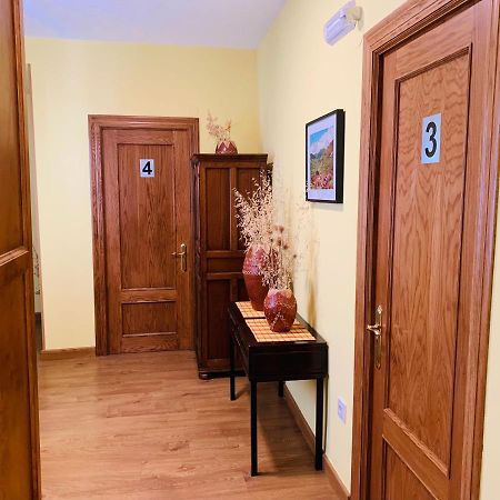 Hotel Hostal La Serna Potes Zewnętrze zdjęcie